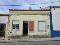 Moradia T2 Remodelada na Atalaia - Montijo