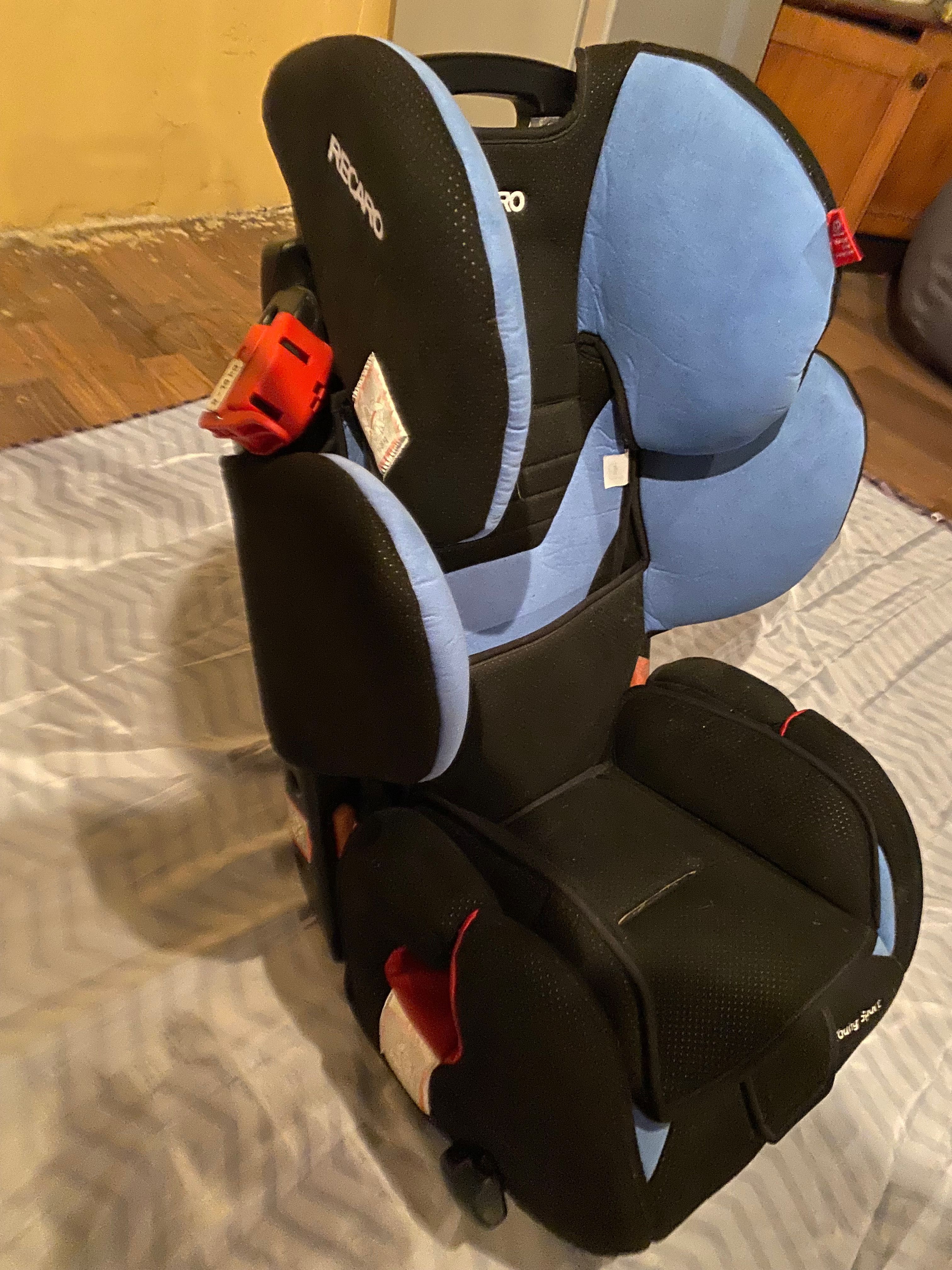 Детское автокресло с ремнями Recaro 9-18 кг