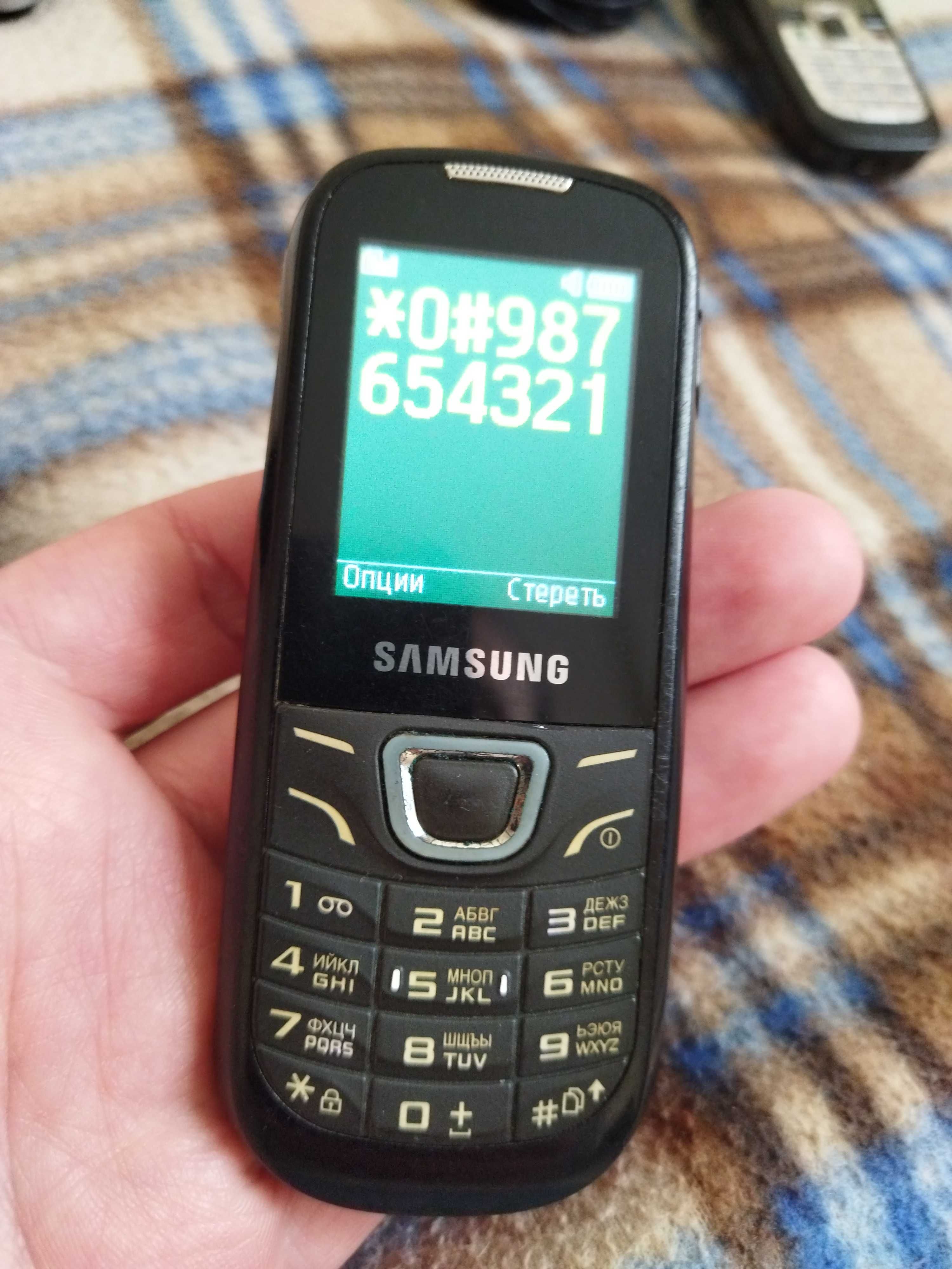 Samsung E1225T + зарядка на 1 симку. Отправка по НП