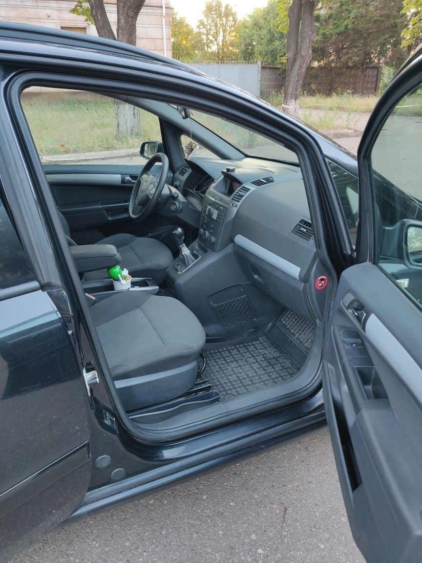 Opel Zafira 1.9 tdi не растаможена