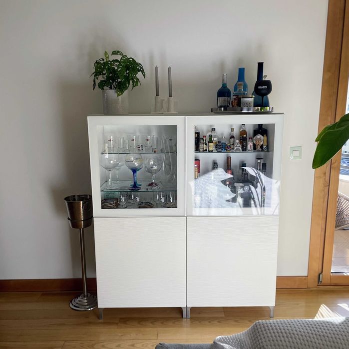 Móvel Bar/Aparador IKEA - BESTÅ Comb arrumação c/portas