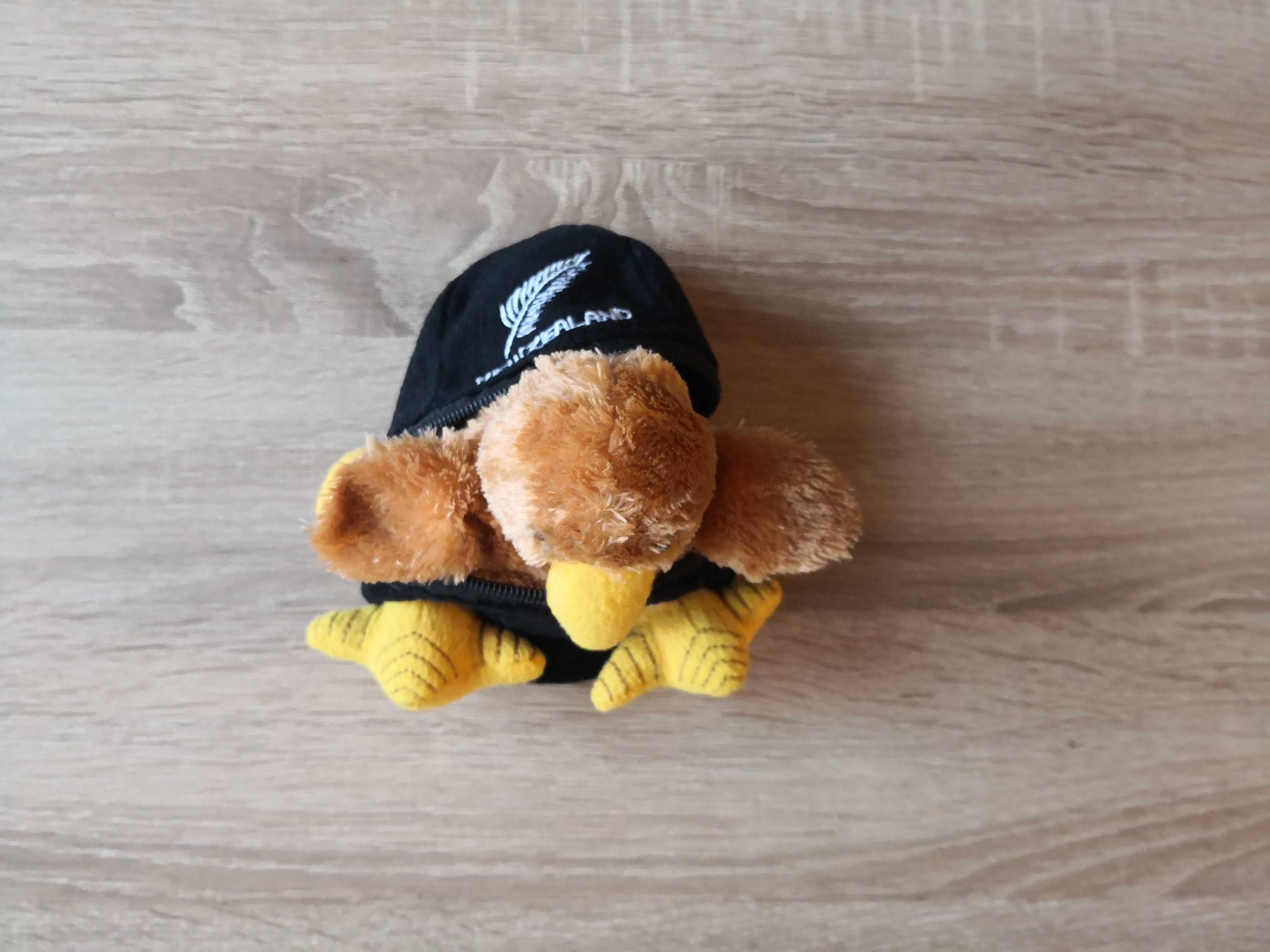 Ptak Kiwi w jajku maskotka Nowa Zelandia