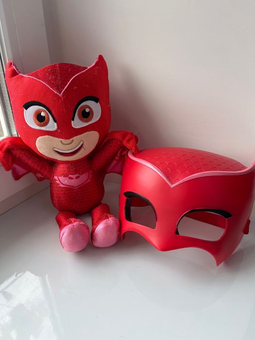 Маска Алет герої в масках