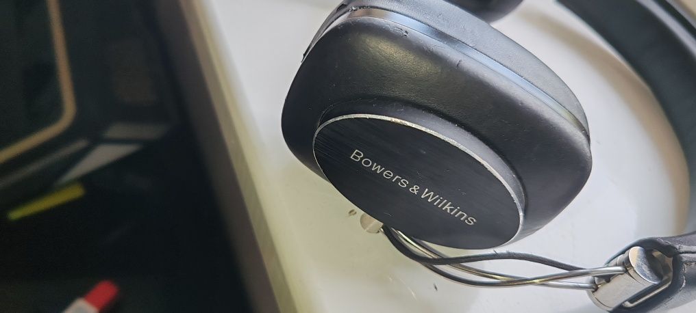 bowers & wilkins p7 wireless