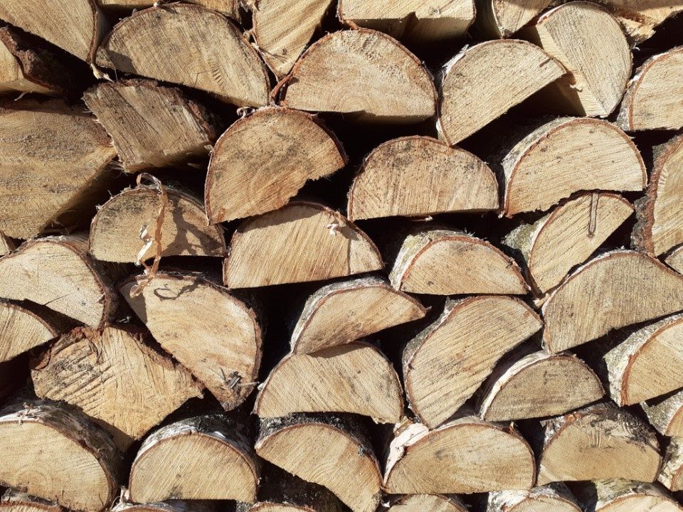 Drewno opałowe kominkowe brzoza sosna pocięte pełne układane metry