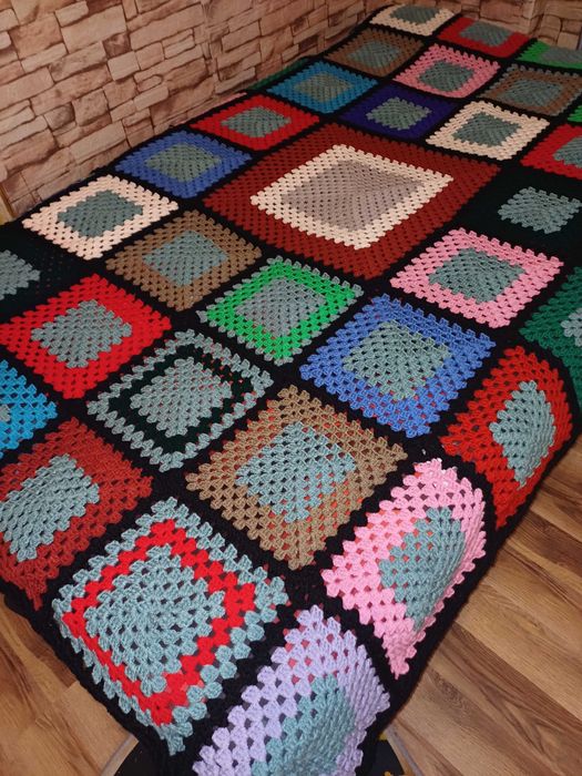 Narzuta na łóżko.