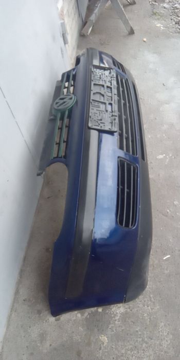 Бампер Гольф 4 Volkswagen Golf 4 LB5N