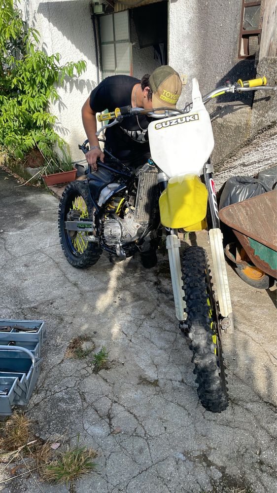Suzuki rm 250 2t