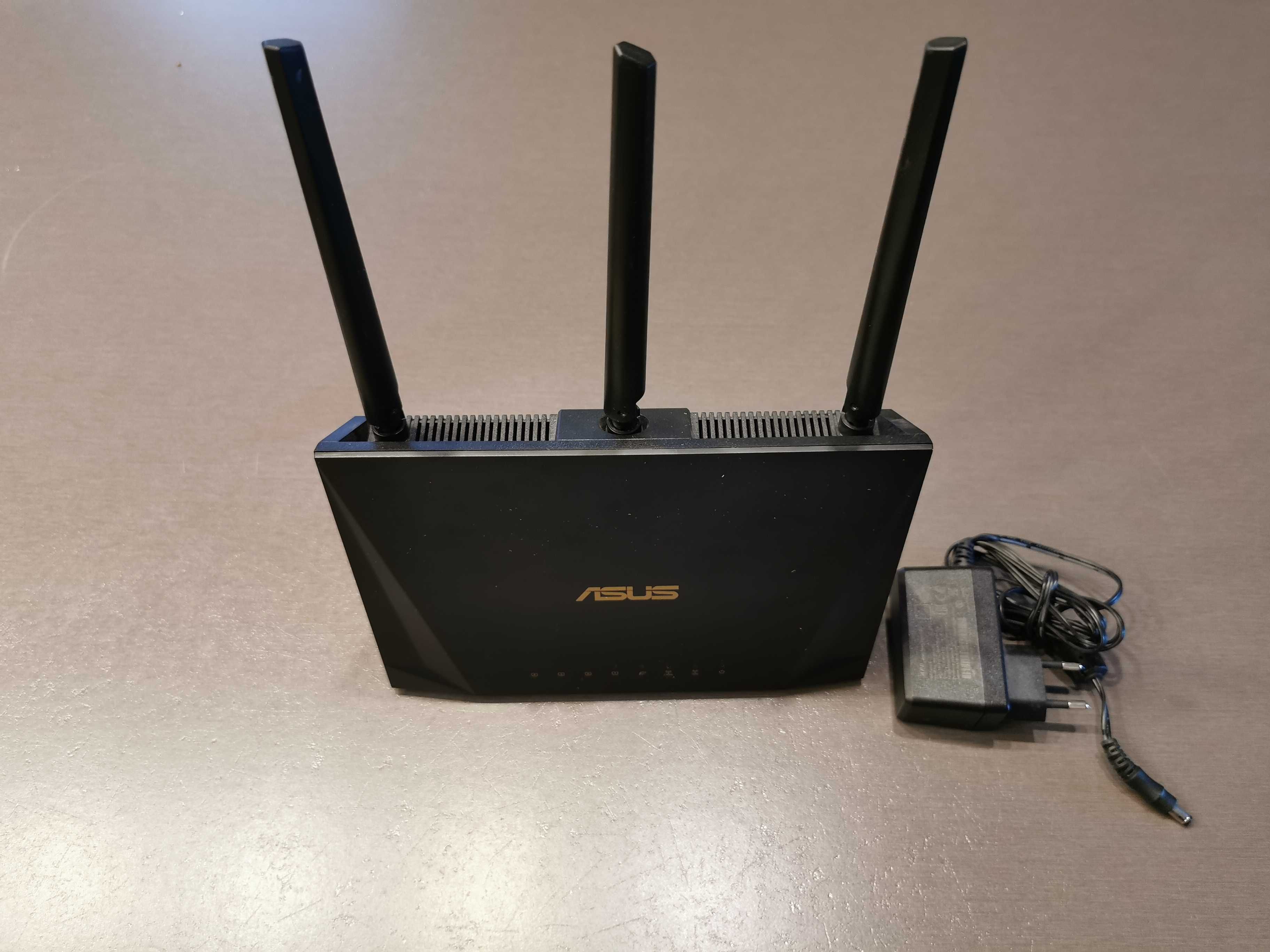 Router ASUS RT-AC65P - AC1750 Dual Band Gigabit Router