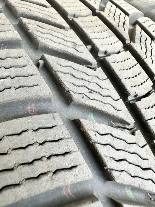 Opony zimowe r17 na felgach aluminiowych