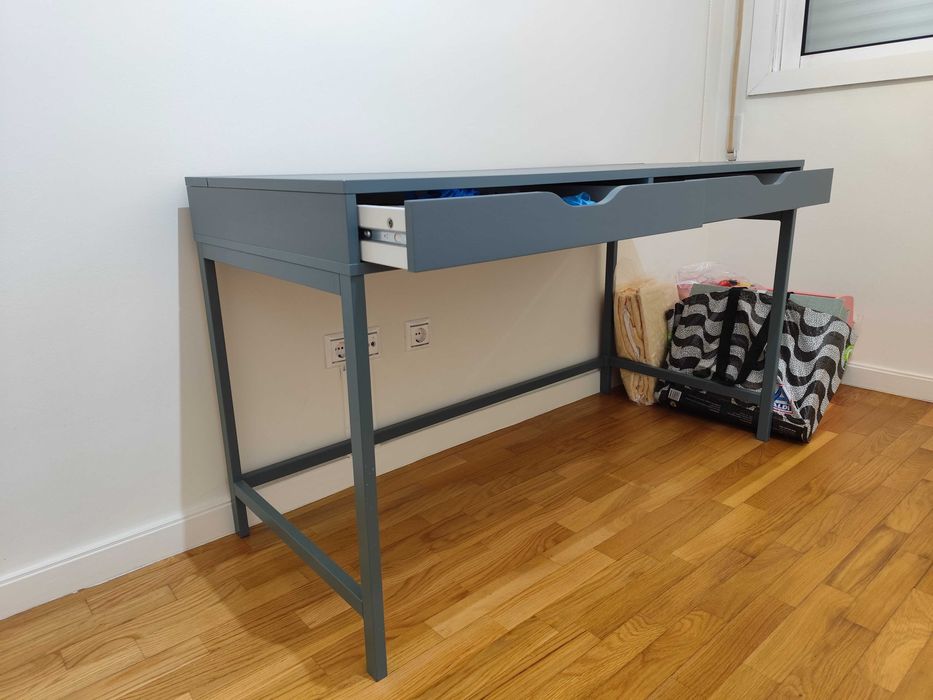 Secretária  IKEA