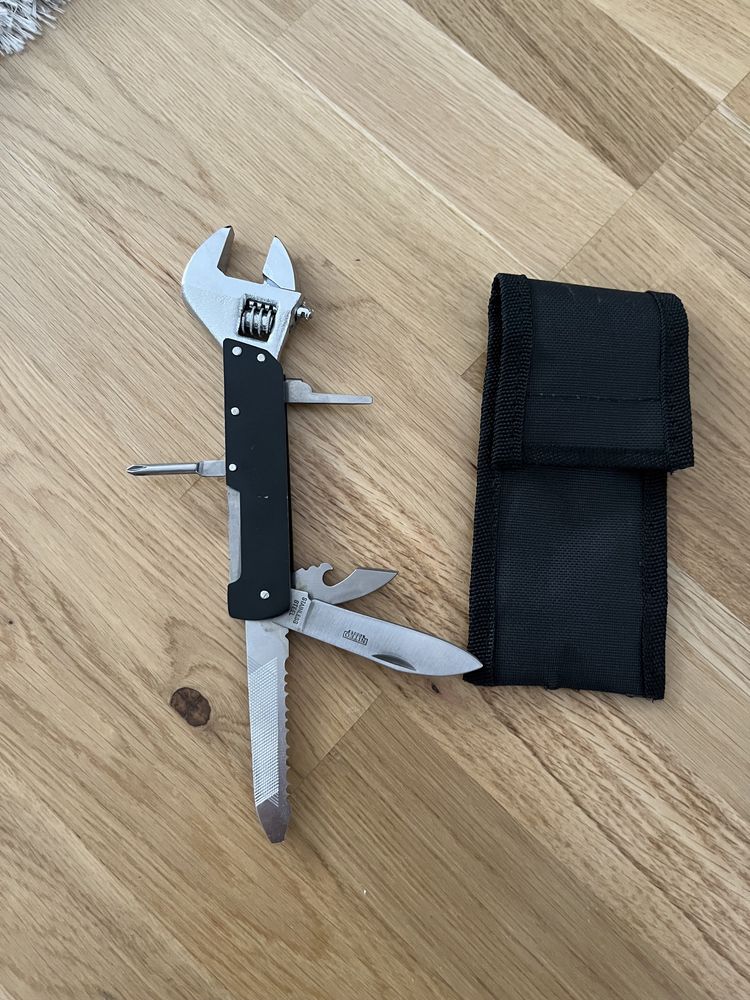 multitool, scyzoryk 5w1, klucz nastawny, nóż