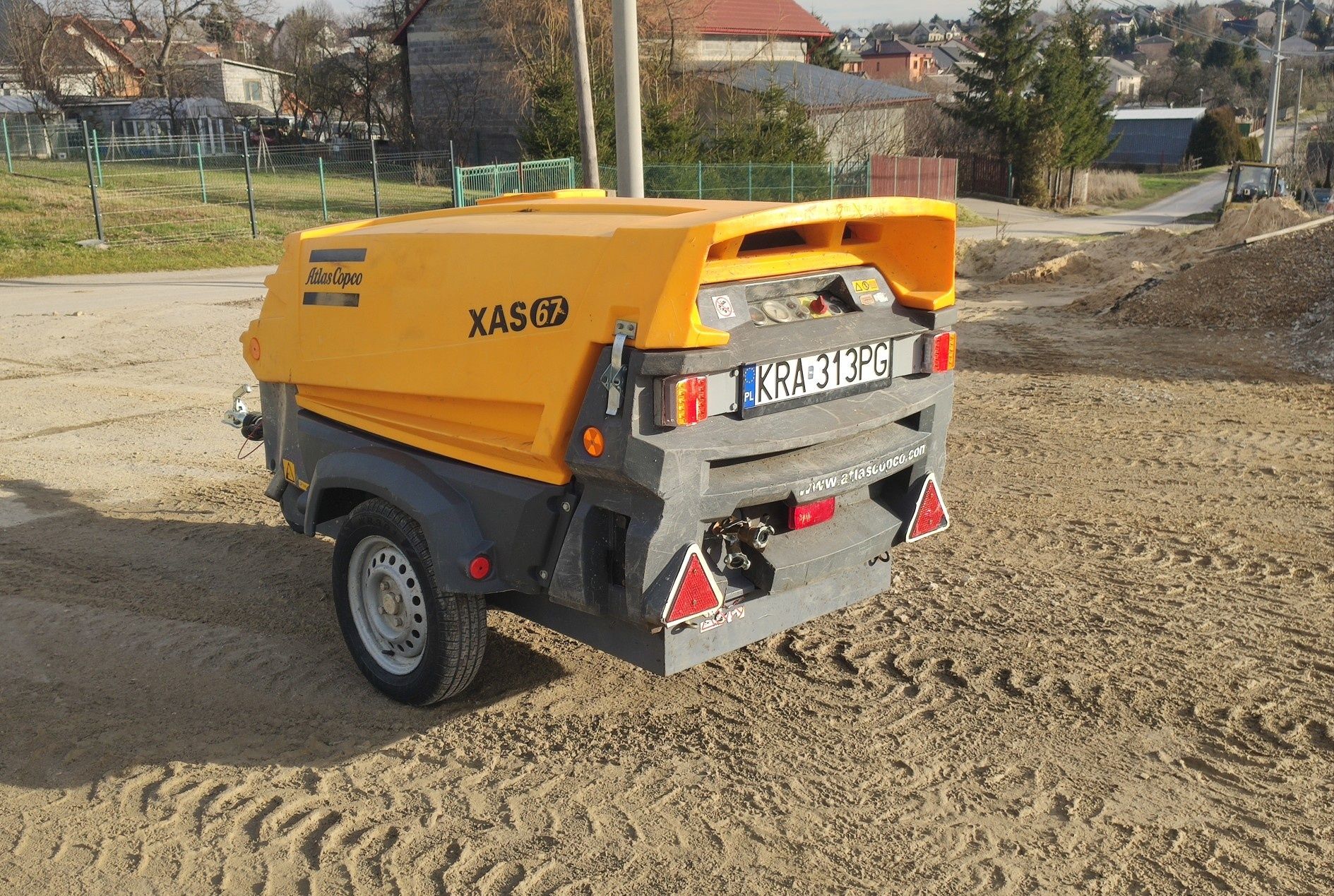 kompresor atlas copco xas 67 2014r 1435mth zarejestrowany xas67