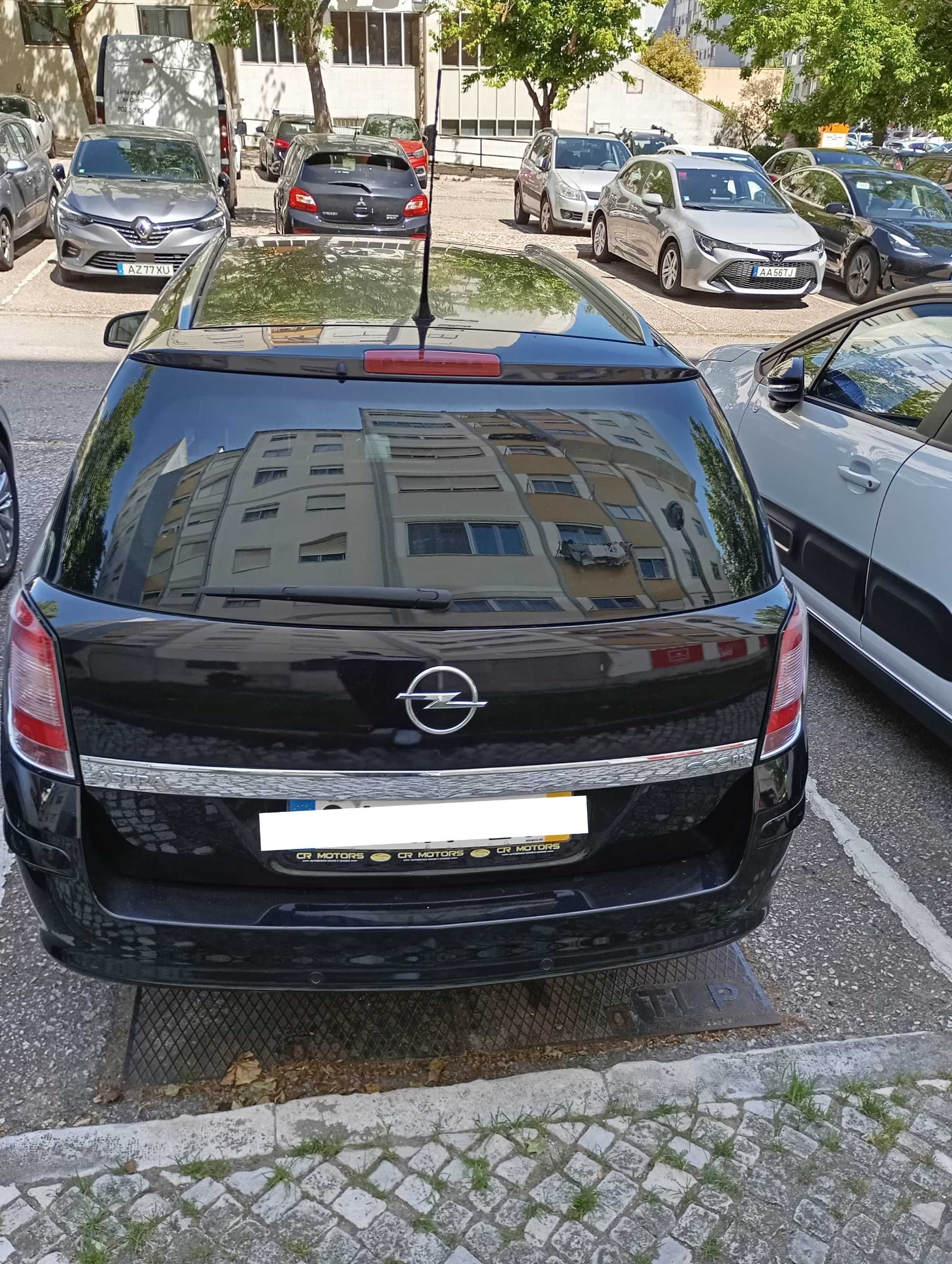 Opel astra caravana 1,7 ano 2010