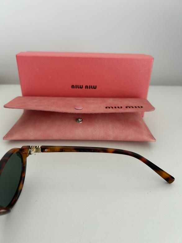 Oculos de sol Miu Miu
