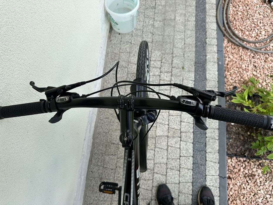 Rower BULLS - crossowy, koła 28, alu, ham hydrauliczne, amor, prądnica