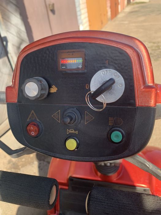 Электро скутер для пожилых и инвалидов