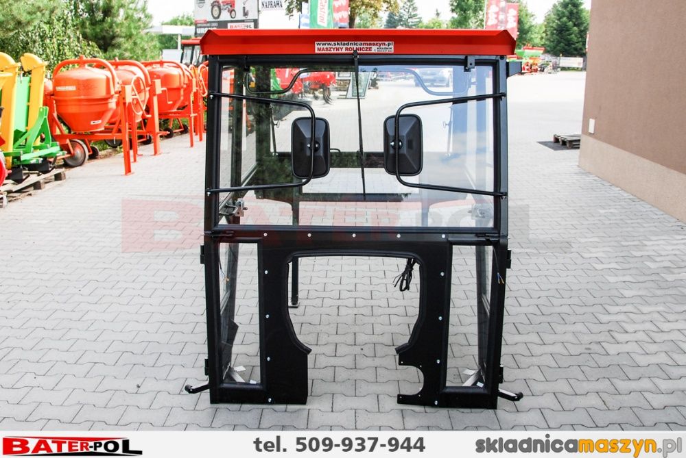 Kabina Ursus C-360 bez błotników