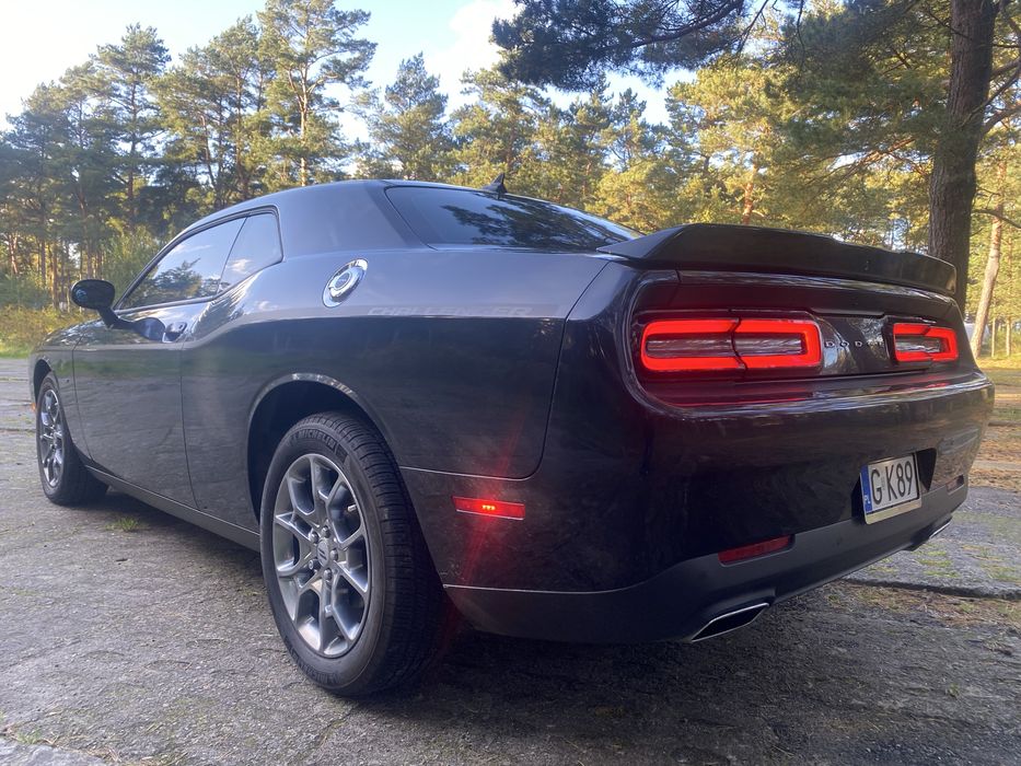Dodge challenger