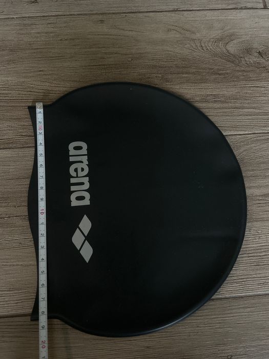 Czepek Arena. czarny