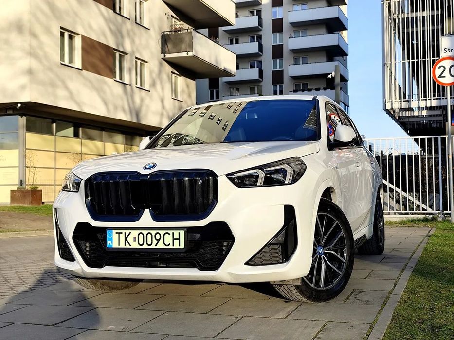 BMW iX1 iX1 xDrive30 313 KM* Salon PL* 1 Wł* Vat 23%* MPakiet*