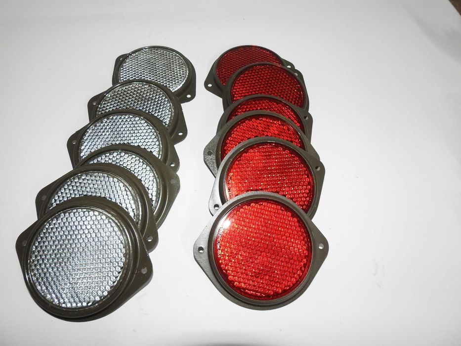 odblask biały czerwony metalowy przyczepa Uaz Gaz Ził Star Traktor