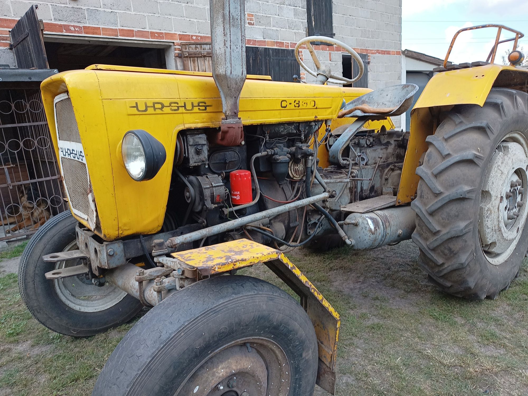 Ursus C-328 plus pług