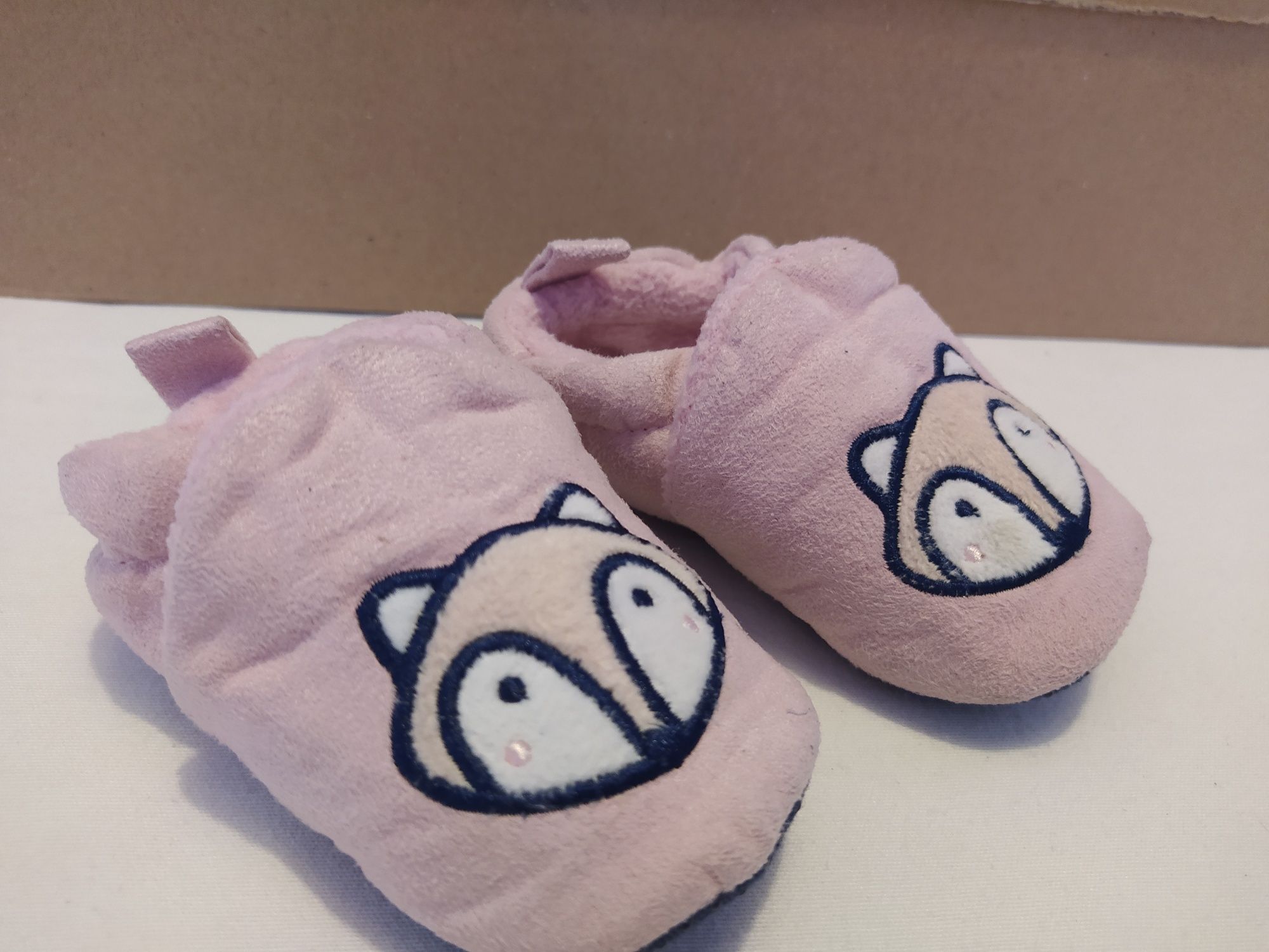 Sapato Pantufa. Zippy. Como novas.Tam. 19 a 20