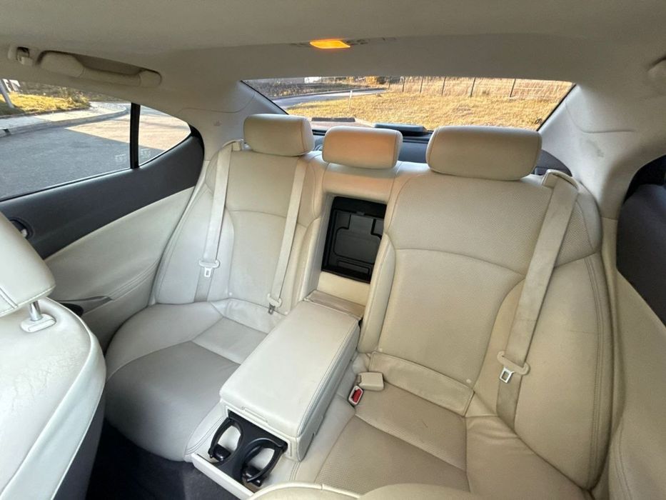 Lexus is 250 AWD