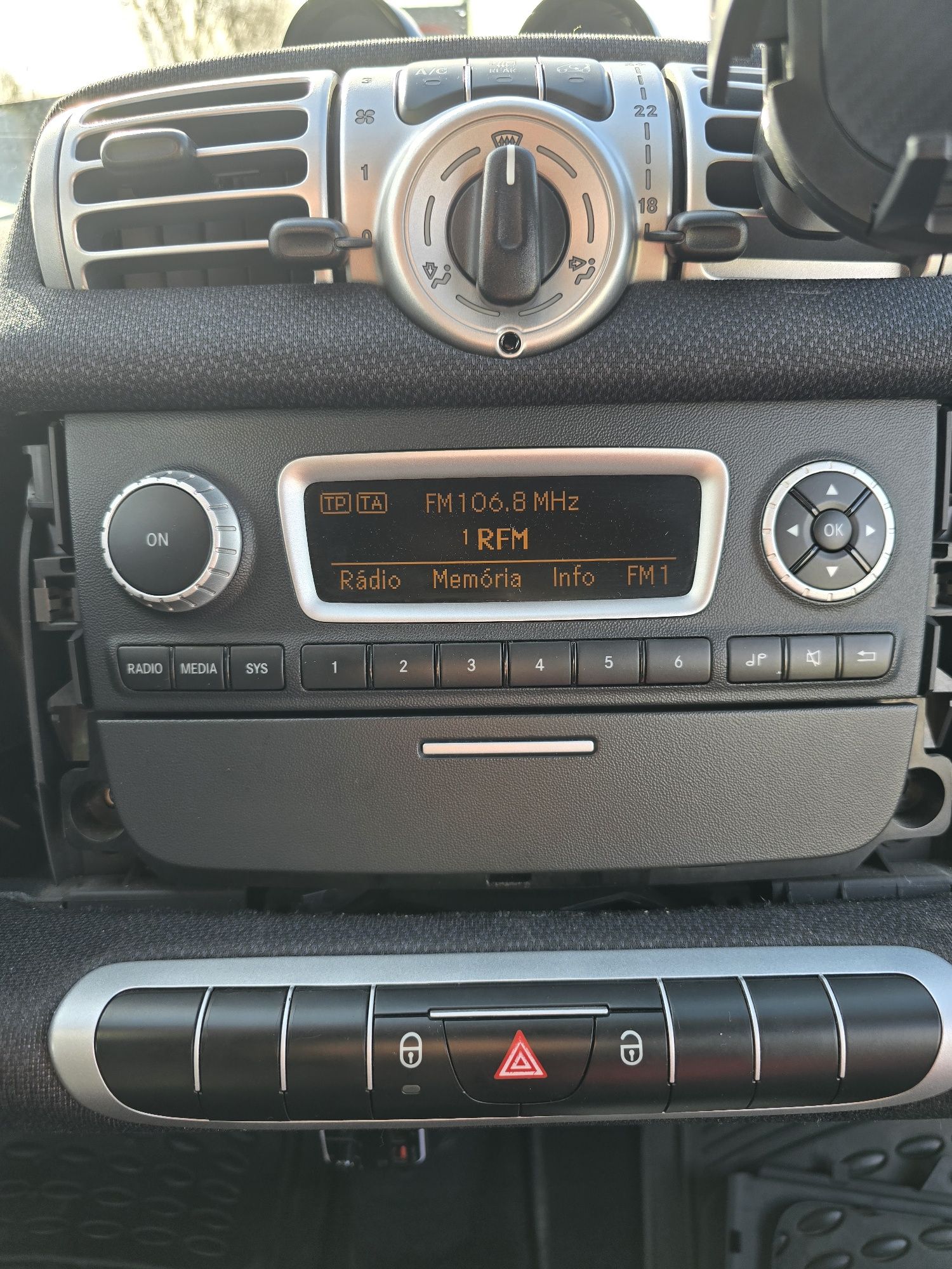 Radio smart fortwo original + gaveta