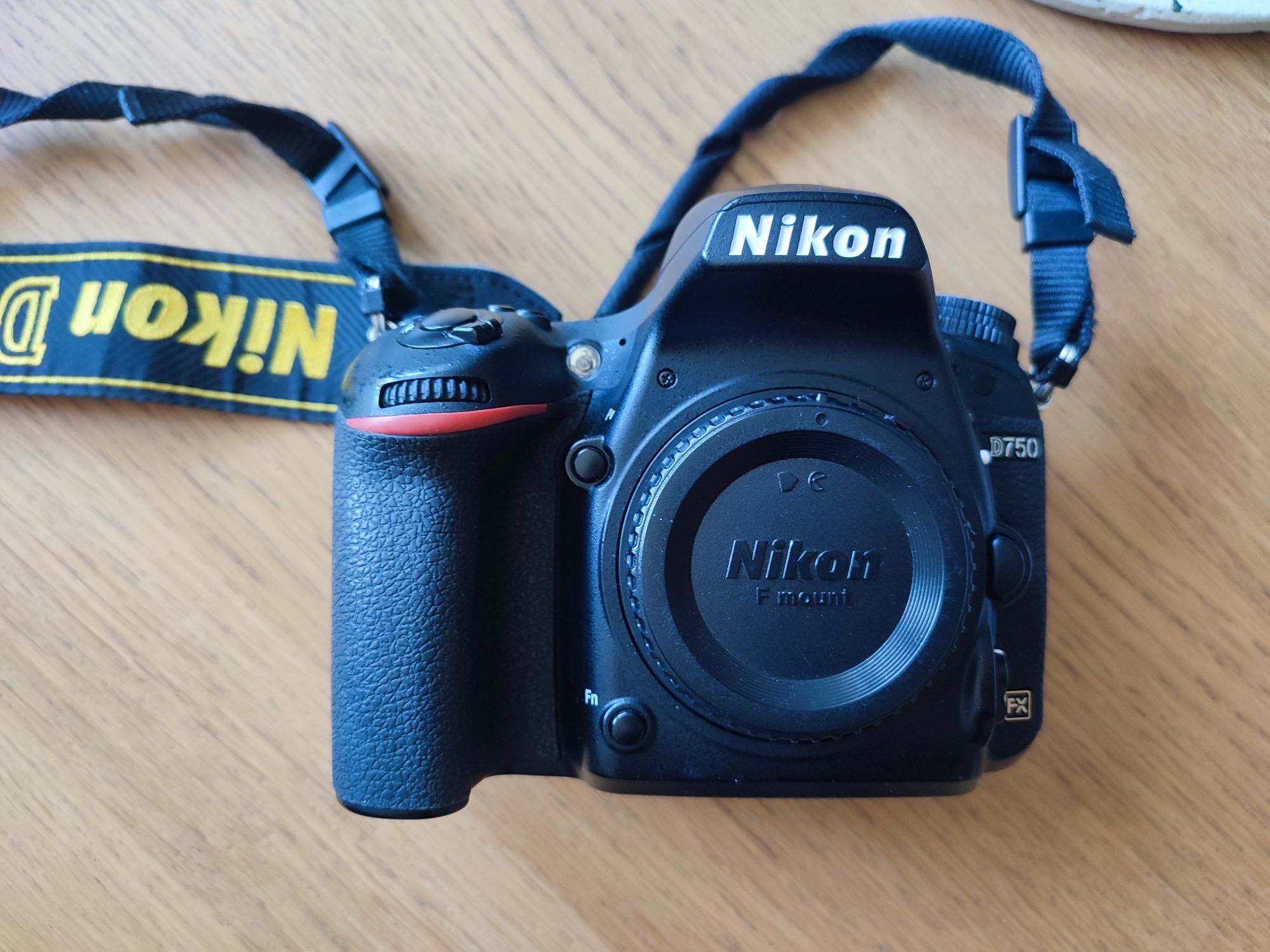 Nikon d750 body lustrzanka + akcesoria wypisane w opisie