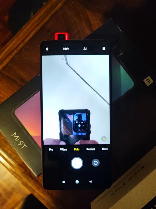Xiaomi mi 9t 6/64gb muito estimado