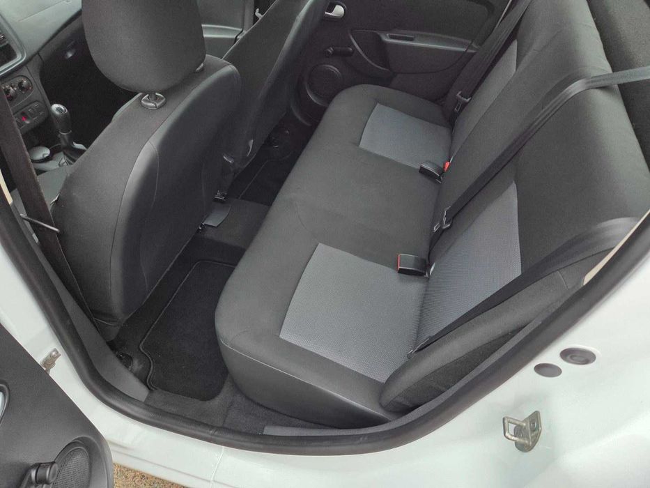 Стан нового авто!!! Dacia Logan 2015. Не битий. Не фарбований.