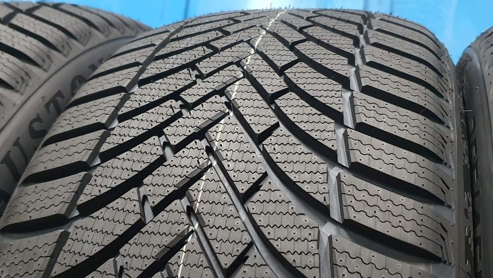 255/40 R20 Sprzedam nowe opony zimowe Austone ! Zapraszamy
