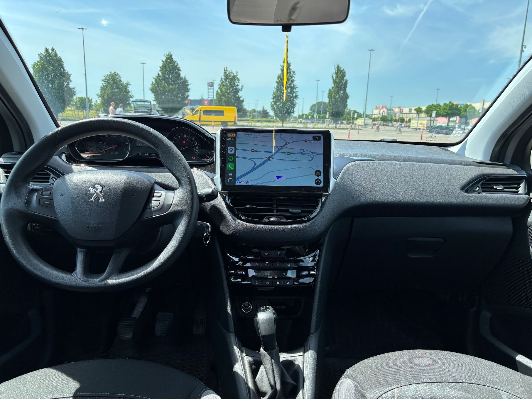 Peugeot 208 Peugeot 208 1.6 HDI • Android Auto • Apple CarPlay • Bezwypadkowy