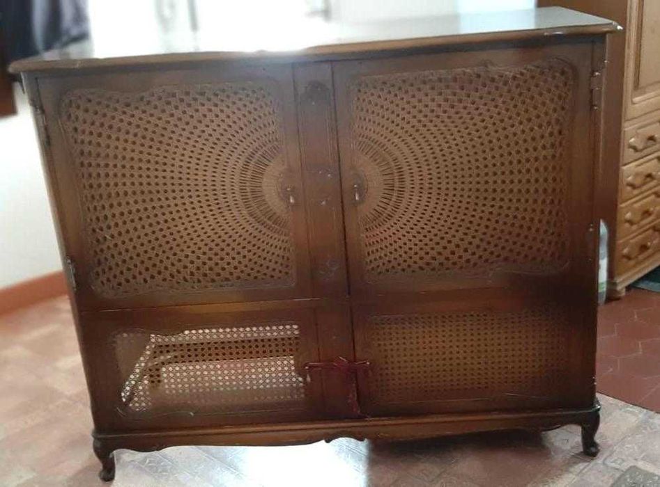 Szafka w stylu Ludwik