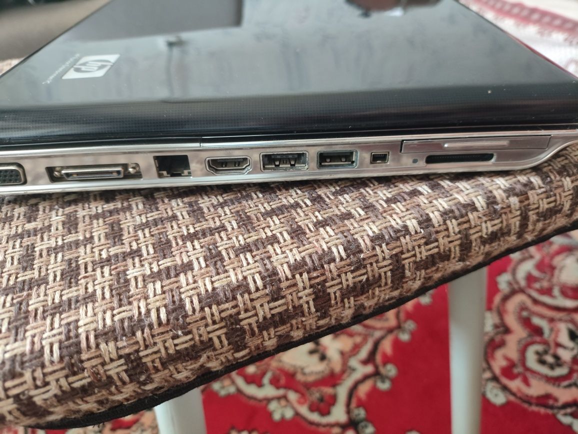 Ноутбук HP Dv5 1190er без hdd (блок питания)
