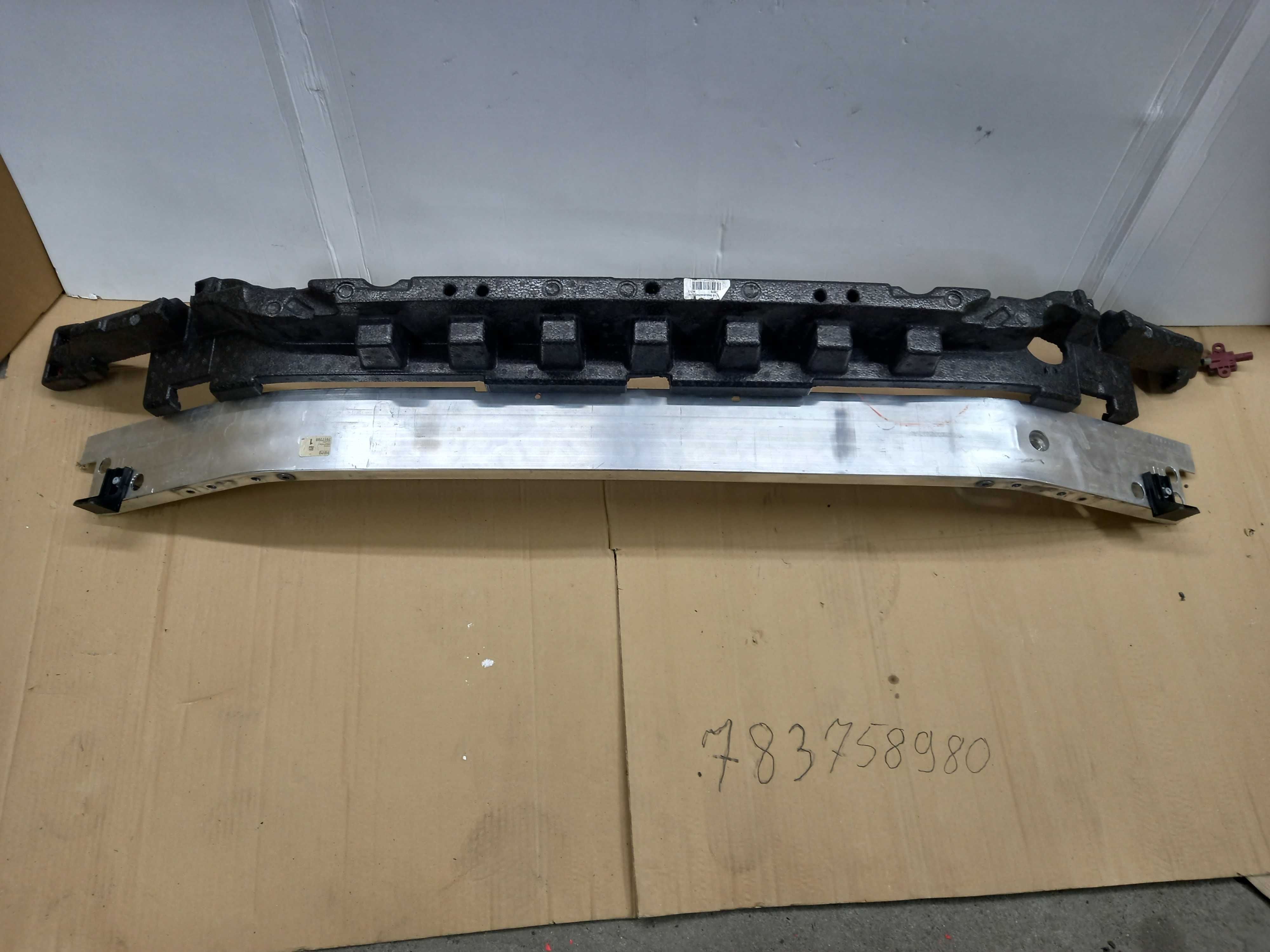 Belka przednia BMW X1 F48 oraz absorber