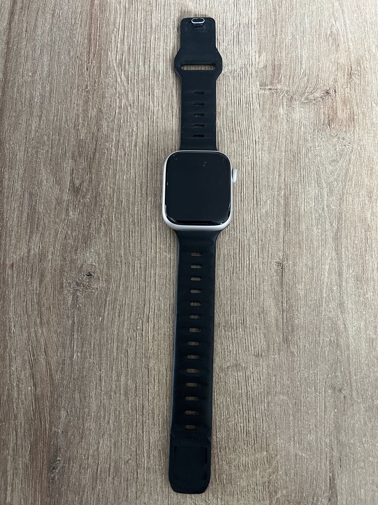 Apple Watch 8 45mm Cellular Pojemność baterii 97%