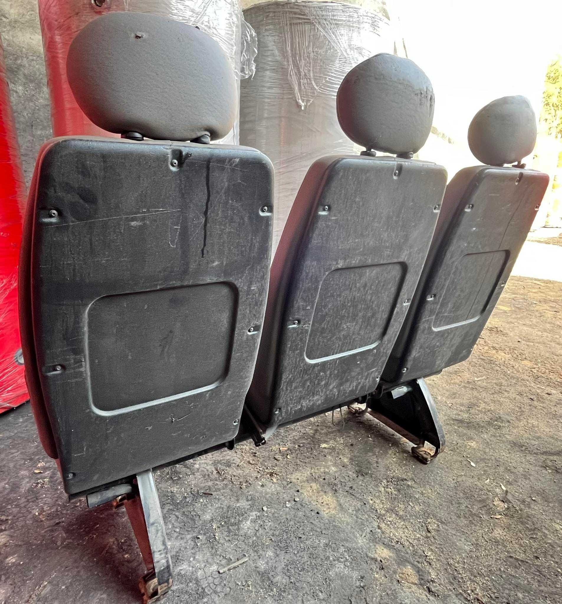 Kanapa , ławka 3 osobowa Renault Master , Movano , Interstar 98R-2010r