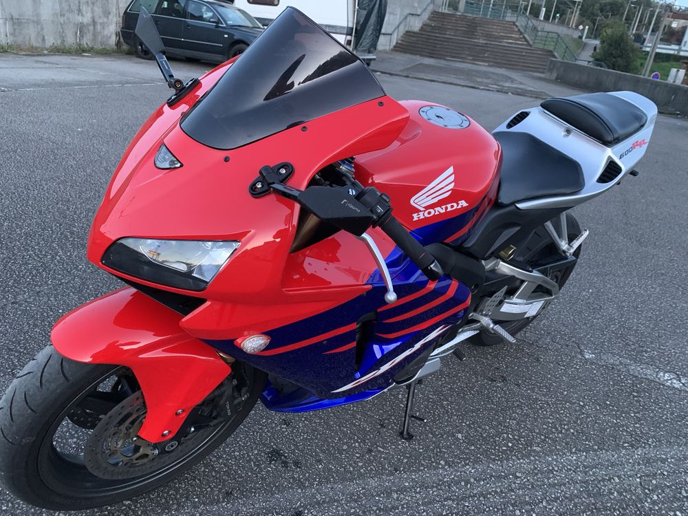 Cbr 600rr 2005 imaculada