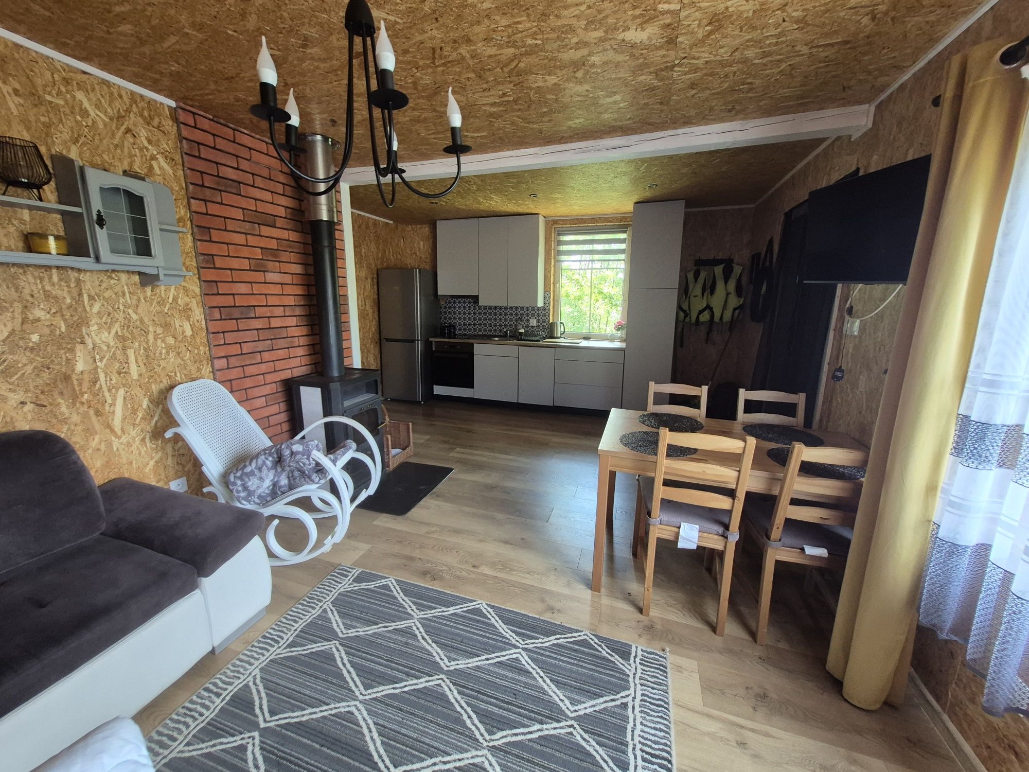 Domek na Kaszubach Rybaczówka nad jeźiorem Wolne terminy.