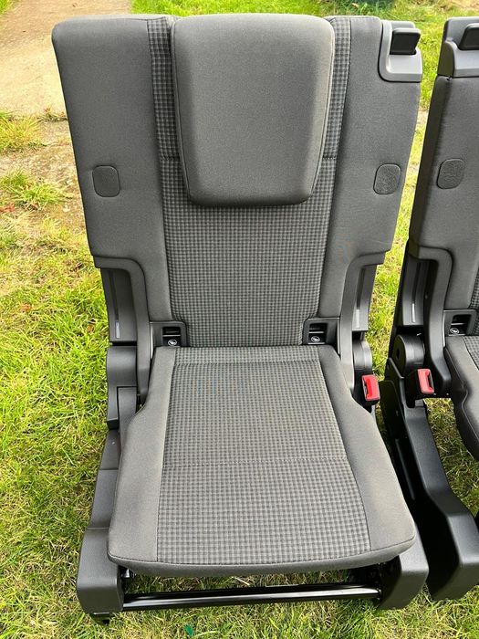 Fotele III rzędu (2 sztuki) VW Caddy Maxi 2024