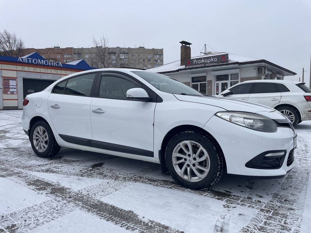 Renault Fluence Diesel official 2012