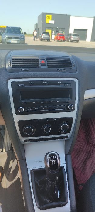 Породам  авто  Skoba  Octavia 2011