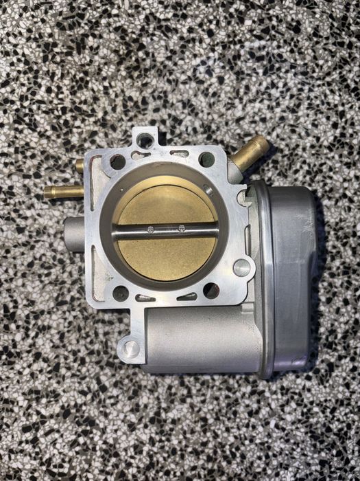 Przepustnica opel z18xe