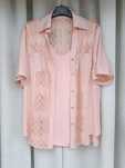 Blusa de cava com casaco arrendado de manga curta