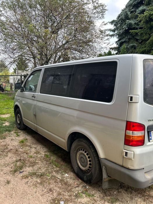 Volkswagen TRANSPORTER  VOLKSWAGEN T5 pierwszy właściciel, 3-5 osób