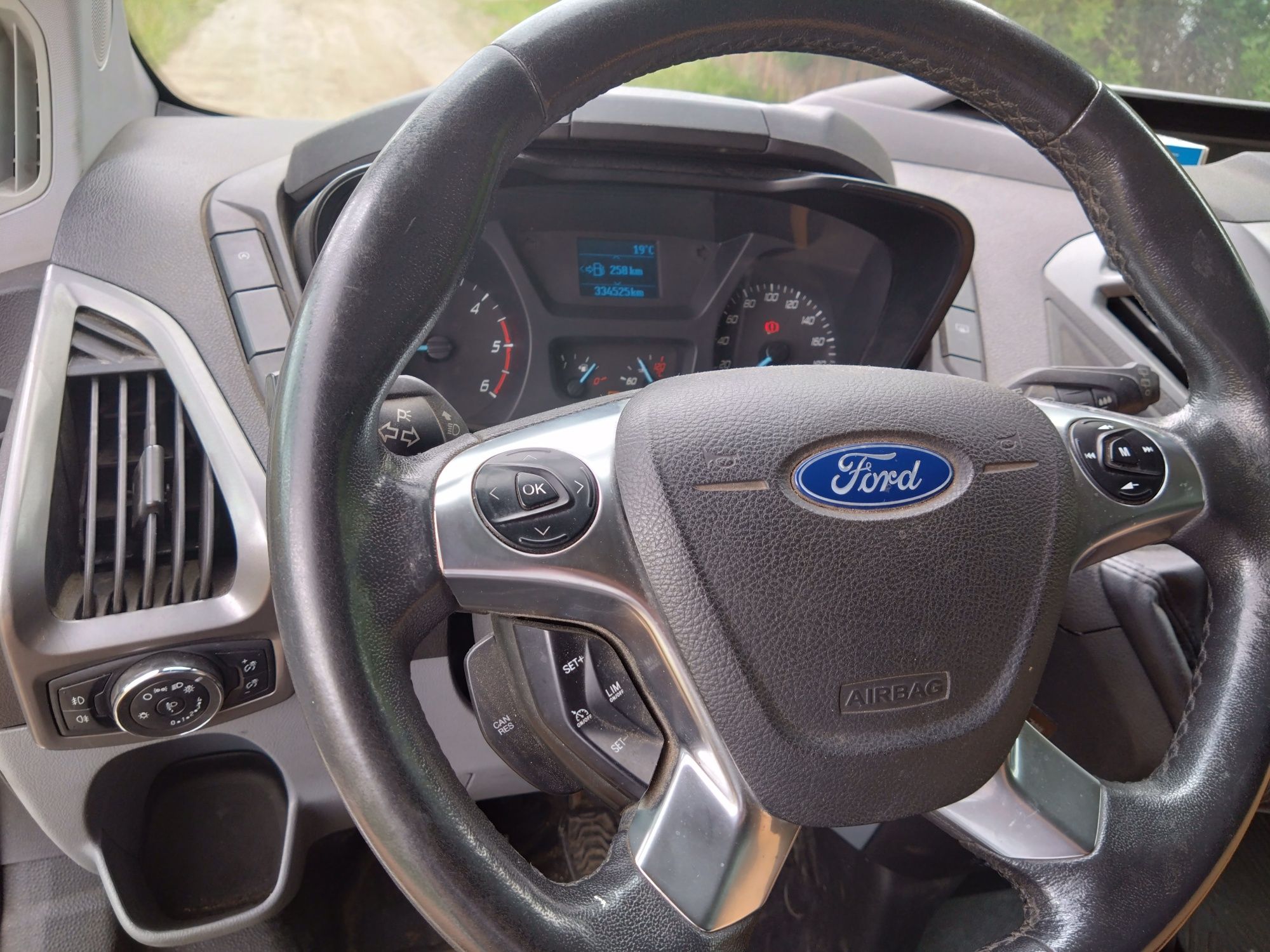 Ford custom long