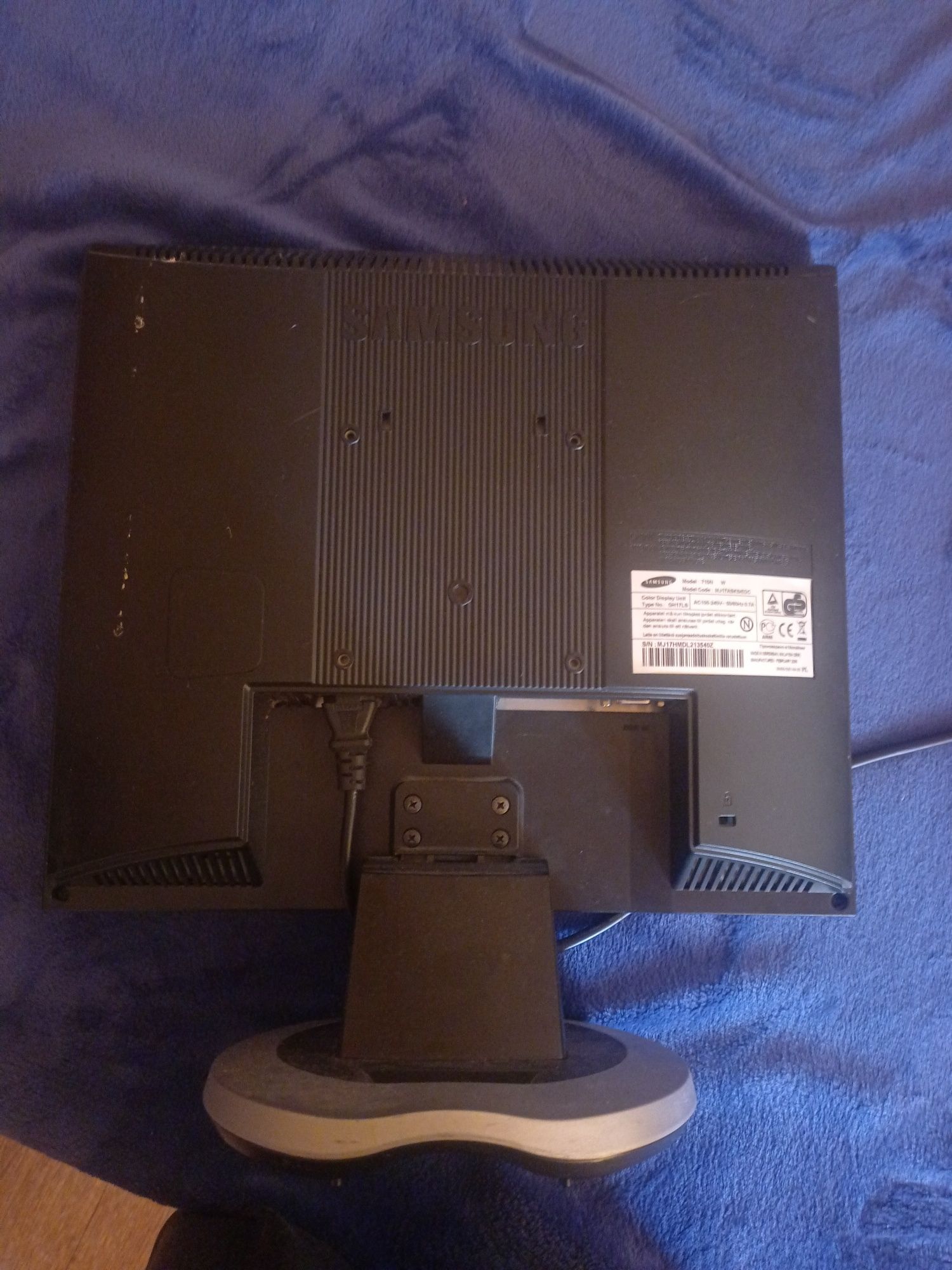 Монитор Samsung syncmaster 710n